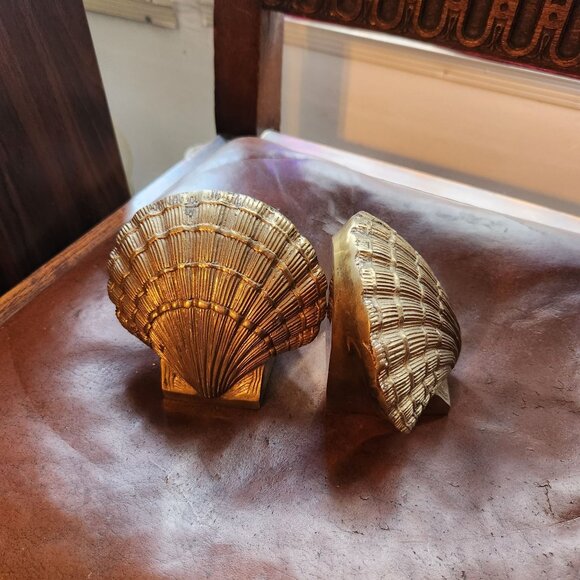 Vintage Brass Clam Shell Bookends Nautical Decor Cottage MCM Regency Glam